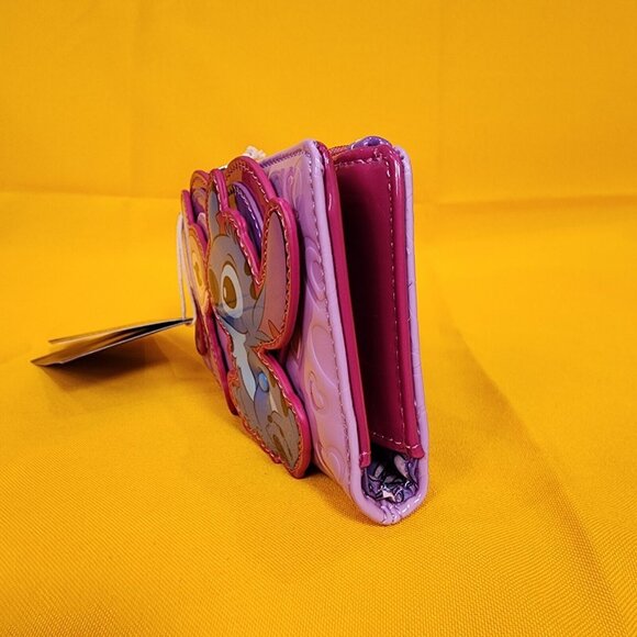 Loungefly Disney Angel and Stitch Heart Moving Valentine's Day Flap Wall… - Picture 7 of 13